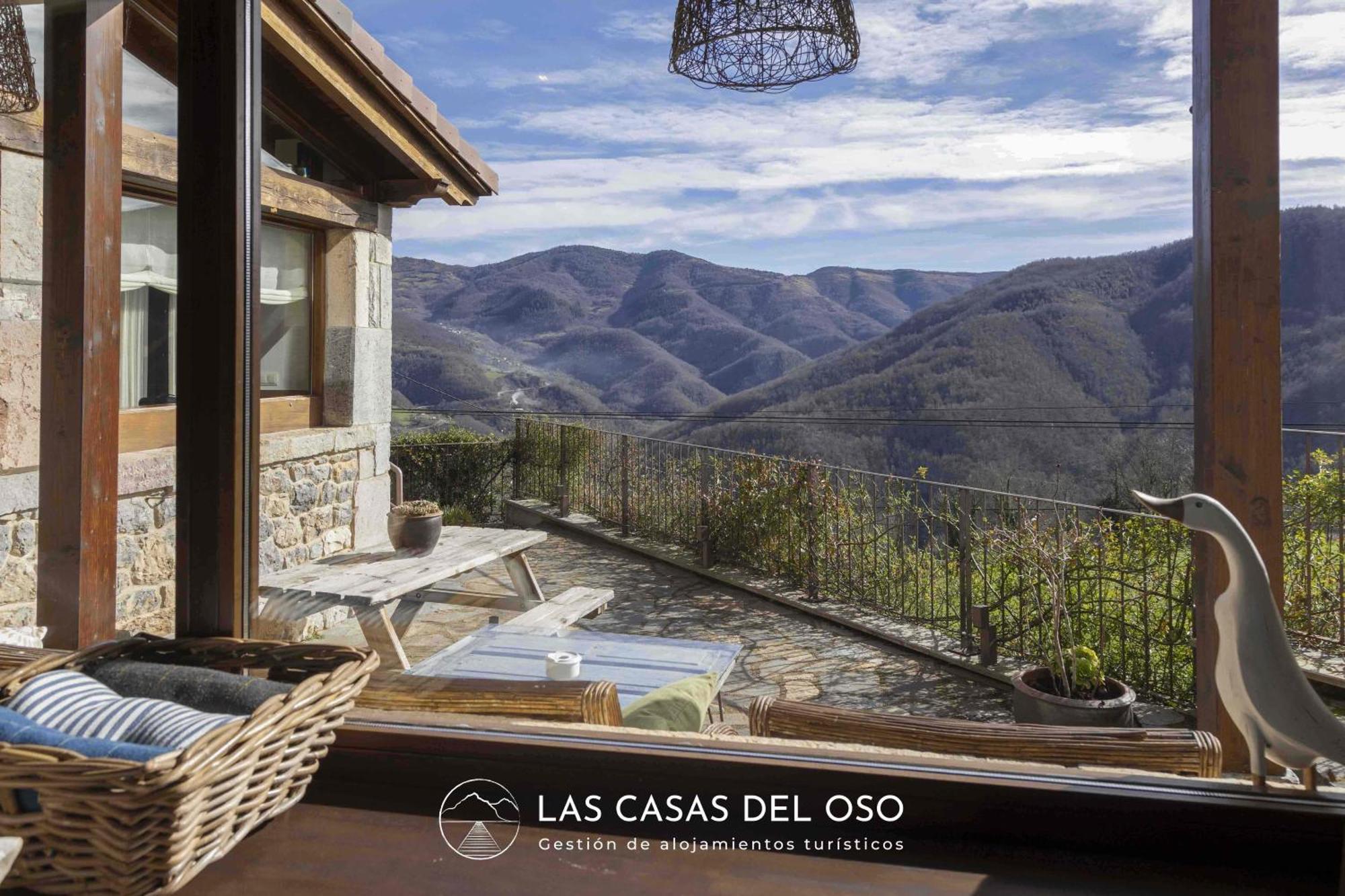 El Mirador De San Trocaya - Las Casas Del Oso Villamarcel Exterior foto